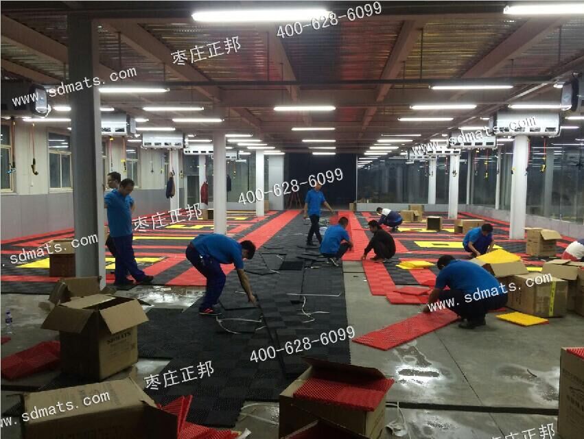 红黑风格汽车美容店装饰效果图